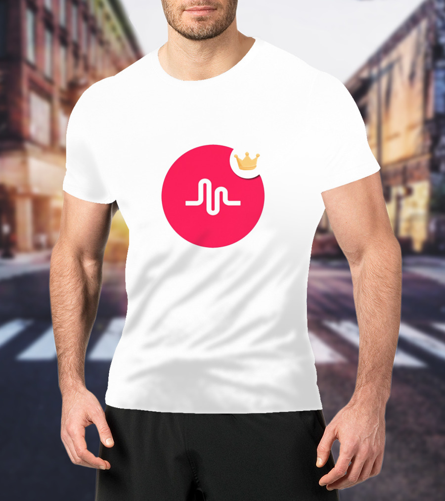 Tate McRae Musical.ly Logo Crown T-Shirt