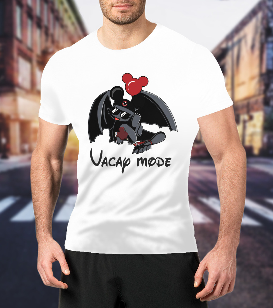 Toothless Vacay Mode T-Shirt
