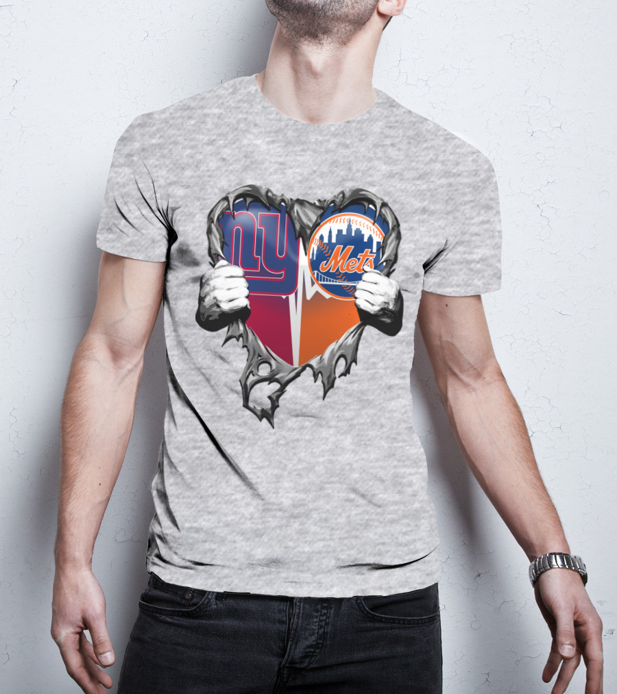 New York Giants Mets Heart Rip T-Shirt