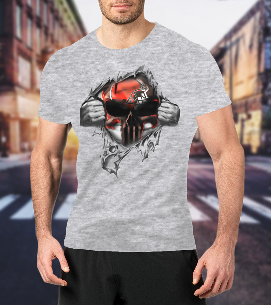 Cleveland Browns Punisher Skull Ripped T-Shirt