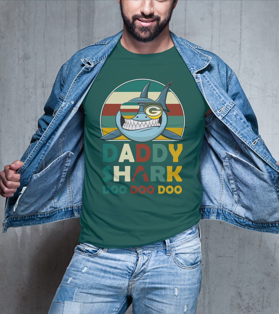 Daddy Shark Green Bay Packers Doo Doo Doo T-Shirt