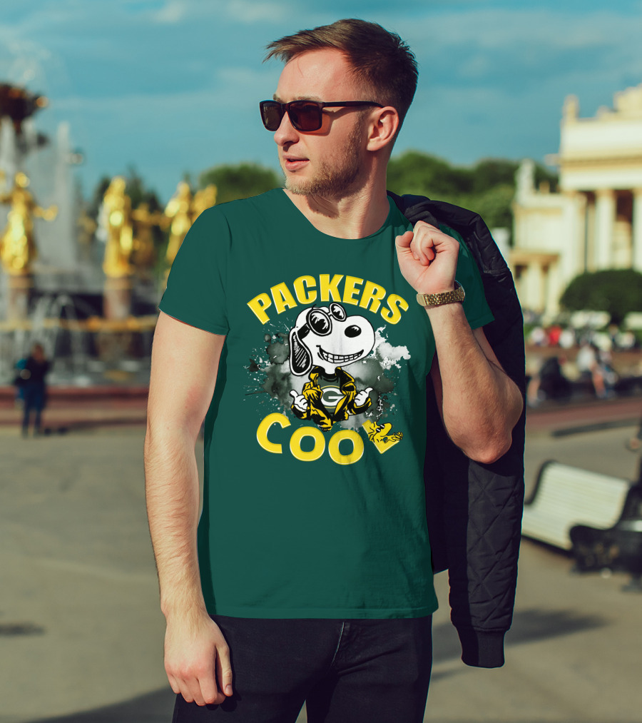 Packers Cool Snoopy Green Bay Packers Football T-Shirt