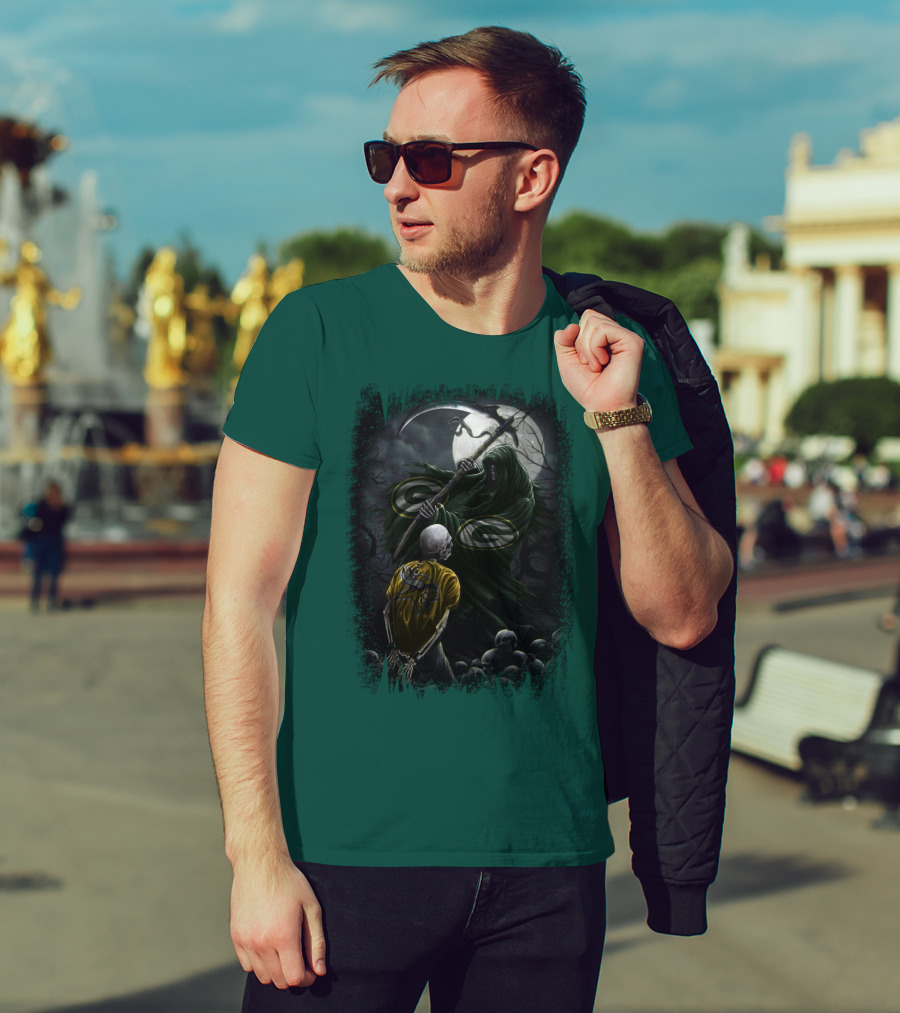 Green Bay Packers Grim Reaper Scene With Skeleton Under Moonlight T-Shirt