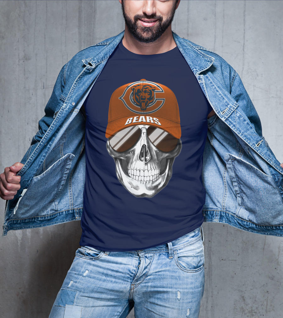 Chicago Bears Skull Cap With Logo And Sunglasses T-Shirt