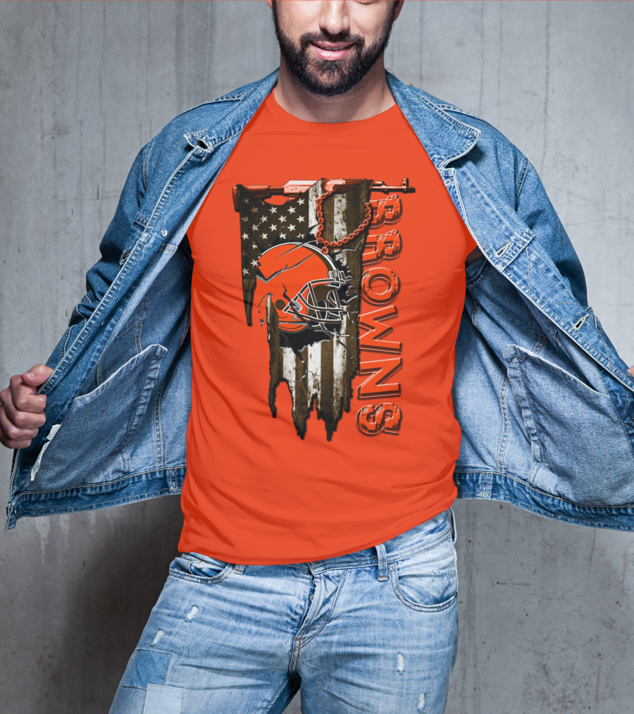 Cleveland Browns American Flag Football Helmet Browns T-Shirt