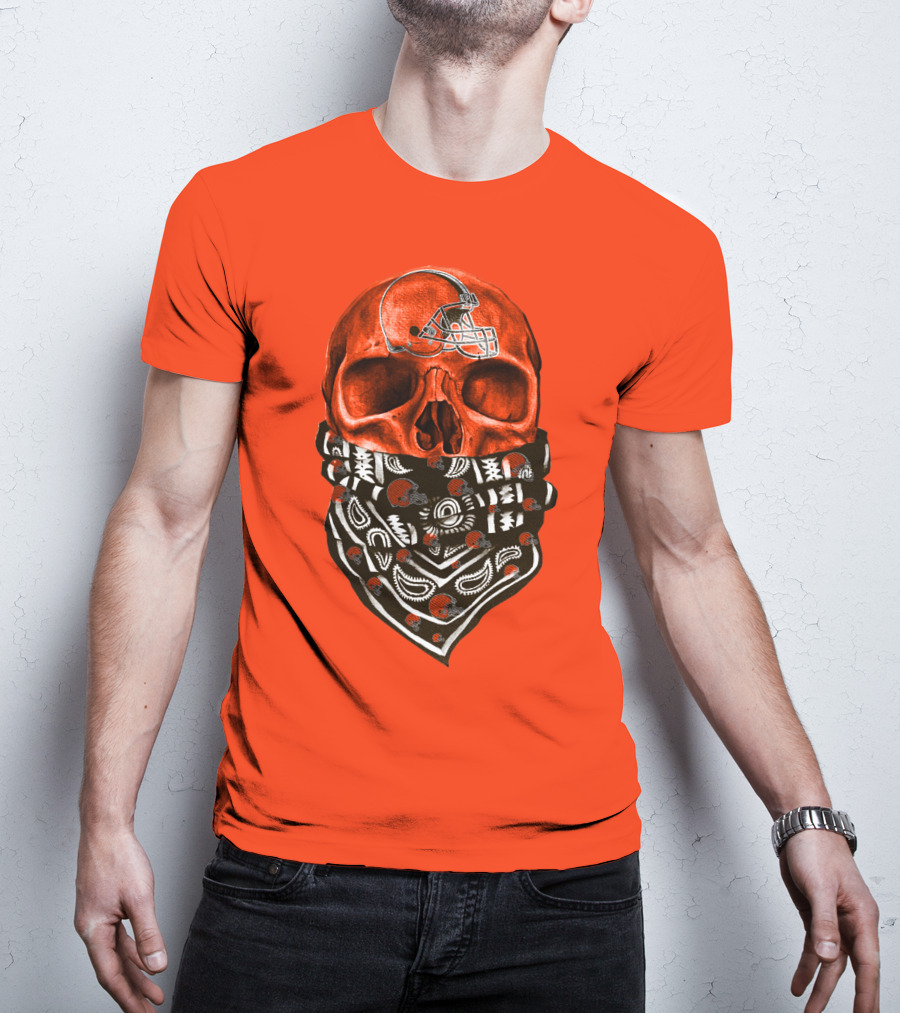 Cleveland Browns Skull With Helmet And Bandana T-Shirt
