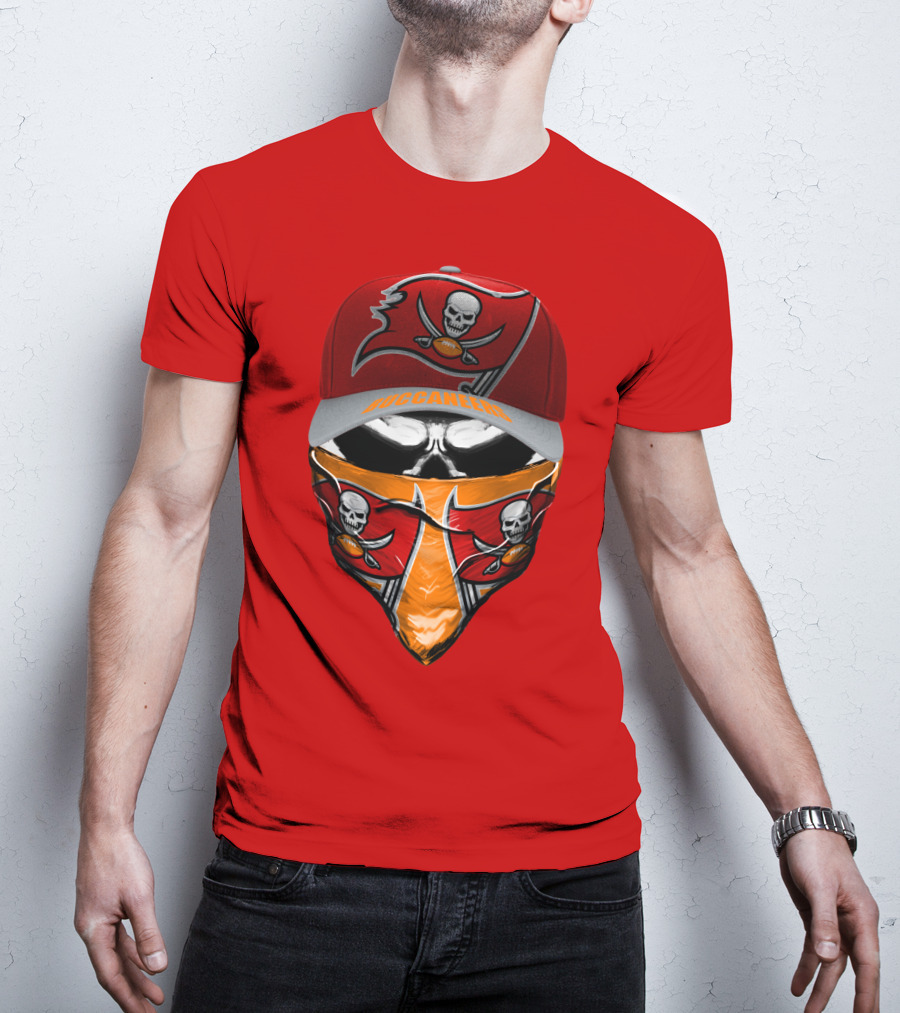 Buccaneers Skull Logo Hat And Bandana Red T-Shirt