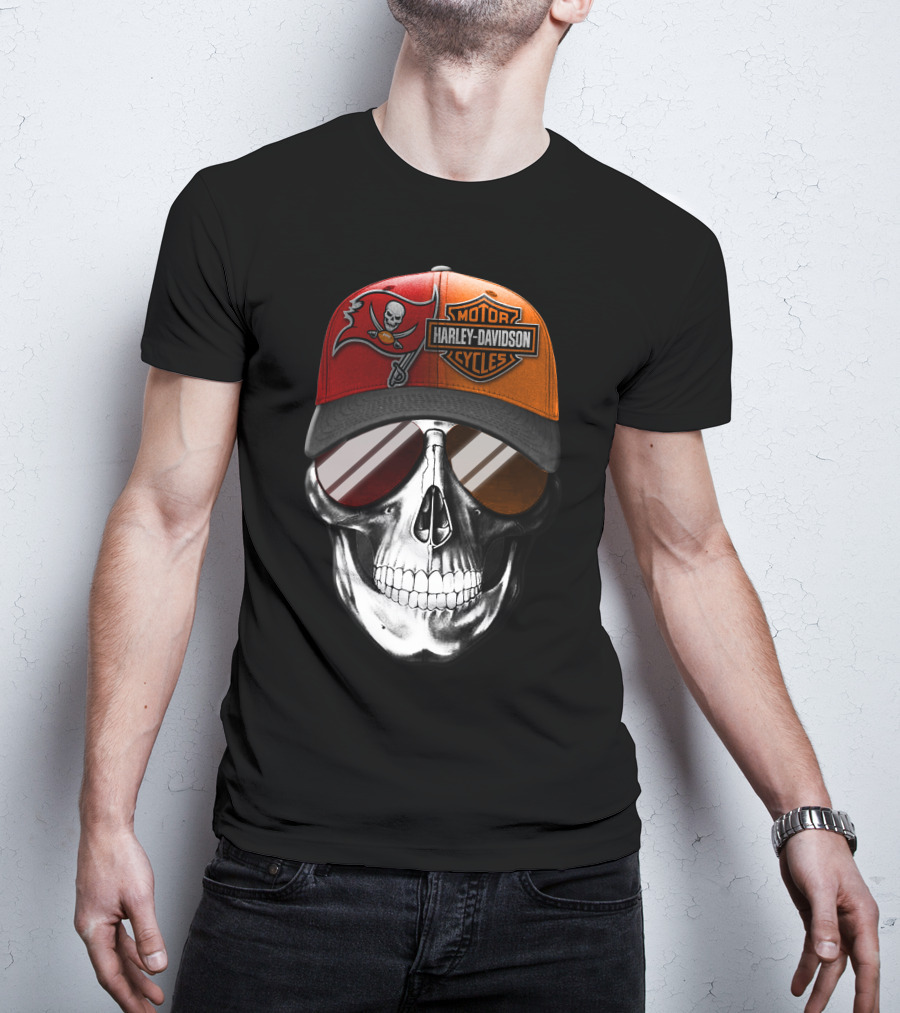 Harley Davidson Motorcycles Skull With Buccaneers Hat Iconic Style T-Shirt