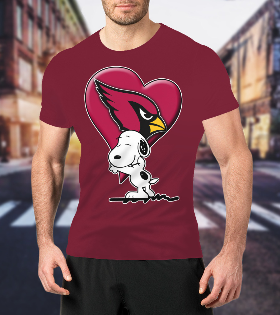 Snoopy Hugging Heart Arizona Cardinals T-Shirt