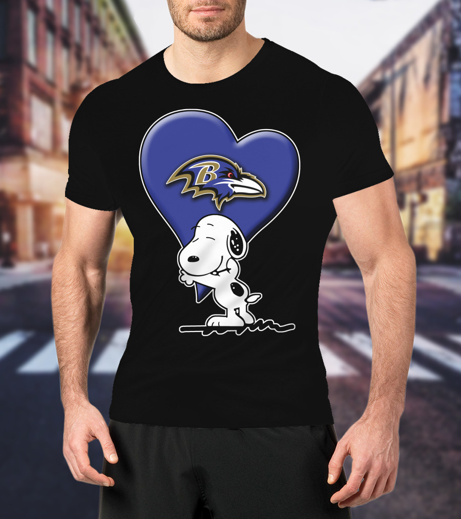 Snoopy Hugging Baltimore Ravens Heart T-Shirt