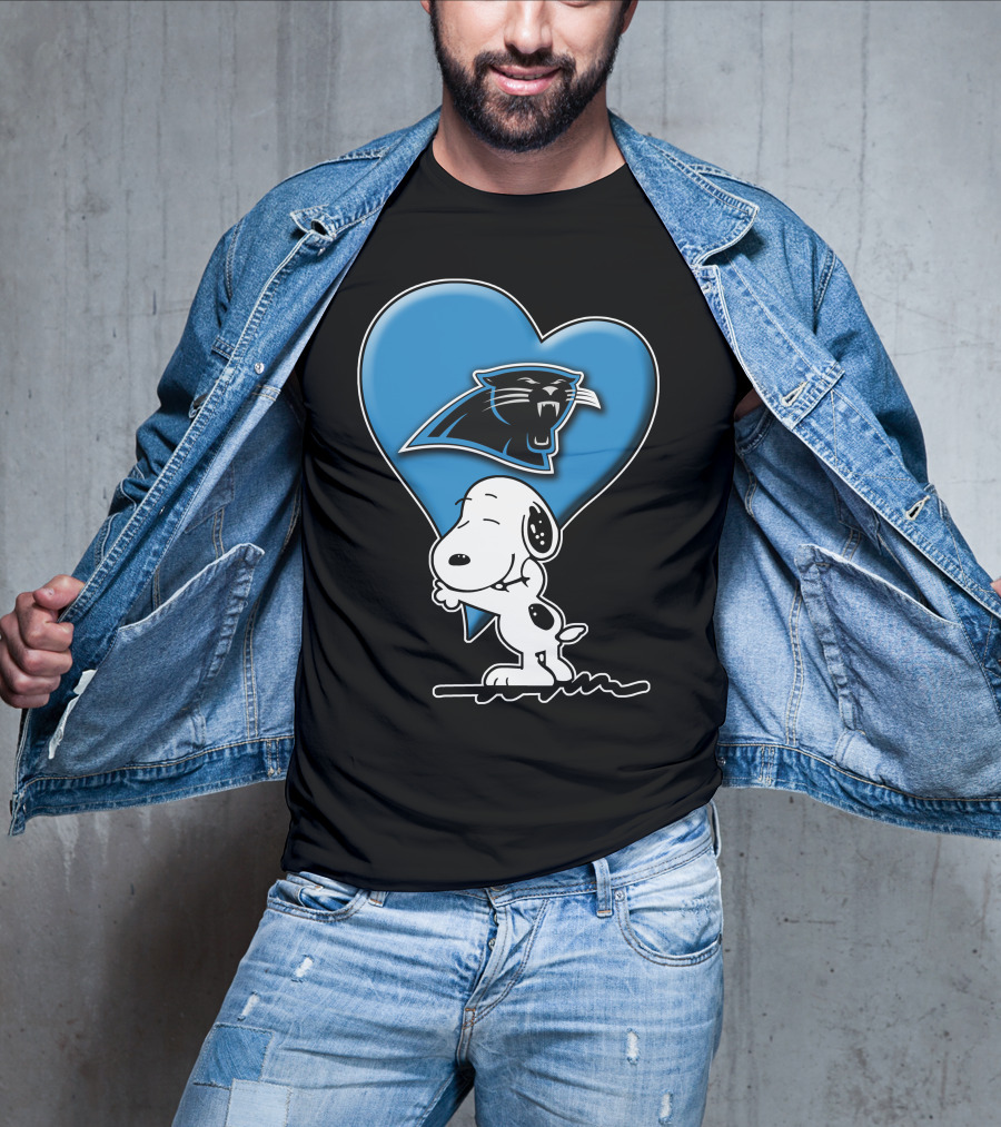Snp V1 Carolina Panthers Love Snoopy Hugging Blue Heart T-Shirt