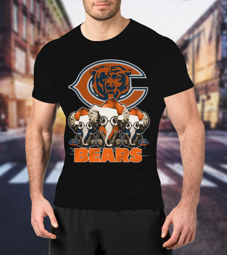 CHICAGO BEARS Christmas Elephants With Santa Hats T-Shirt