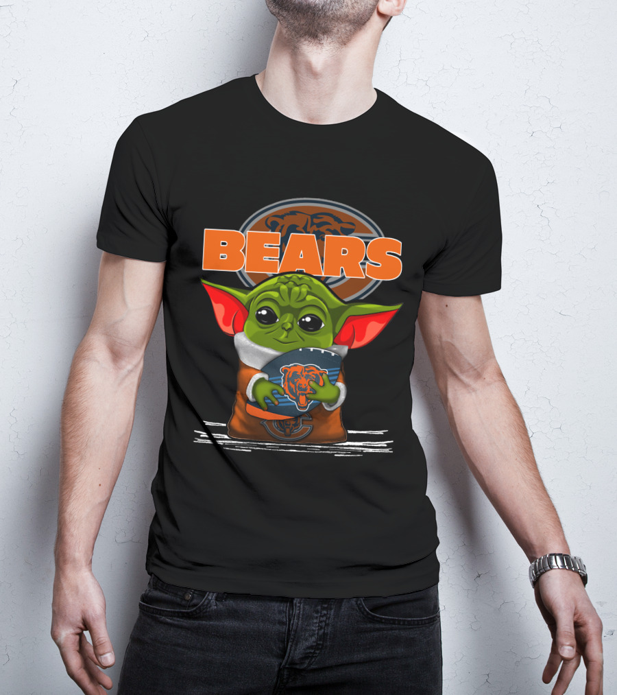 BEARS Yoda Holding Football Chicago T-Shirt