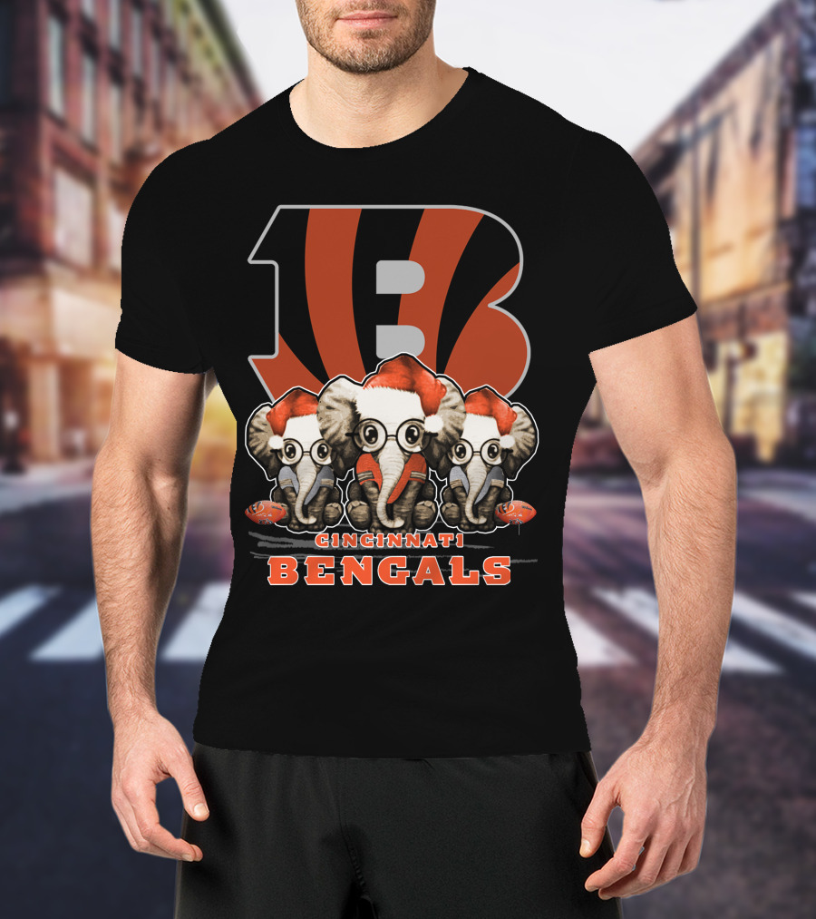 Cincinnati Bengals Christmas Elephants With Santa Hats T-Shirt