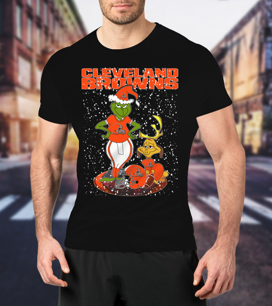 CLEVELAND BROWNS Grinchxmas Snow Football T-Shirt
