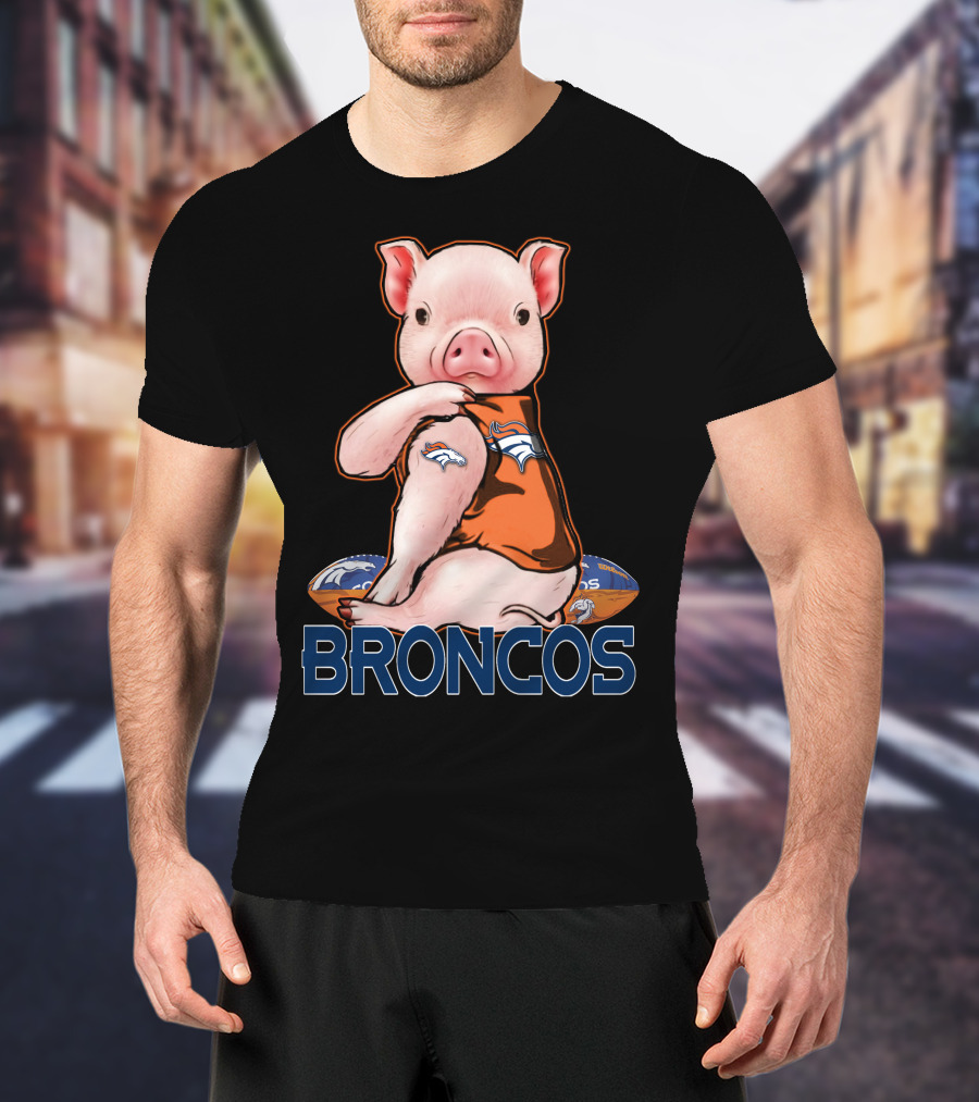 DENVER BRONCOS Pig Football T-Shirt