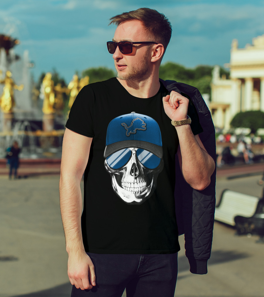 DETROIT LIONS Skull With Blue Cap And Sunglasses T-Shirt