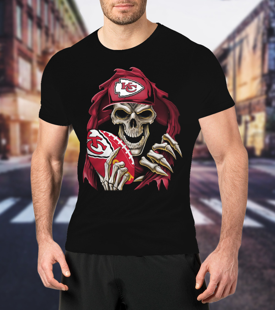 Skullbong Kansas City Chiefs Skeleton Holding Football With KC T-Shirt