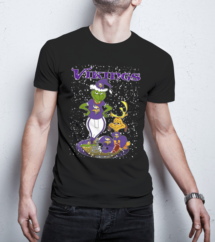 Grinchxmas Minnesota Vikings Football Holiday Scene T-Shirt