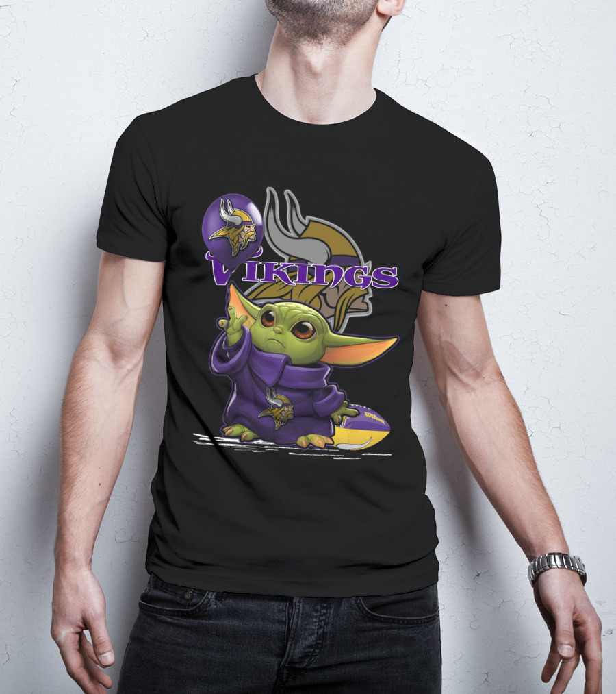 Yoda Holding Minnesota Vikings Football Helmet With Team T-Shirt