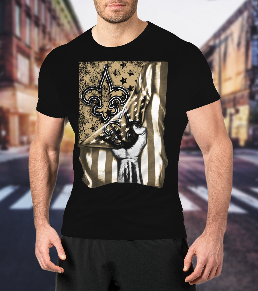 Flag New Orleans Saints Fleur-De-Lis Stars And Stripes Hand Pulling Black And Gold T-Shirt