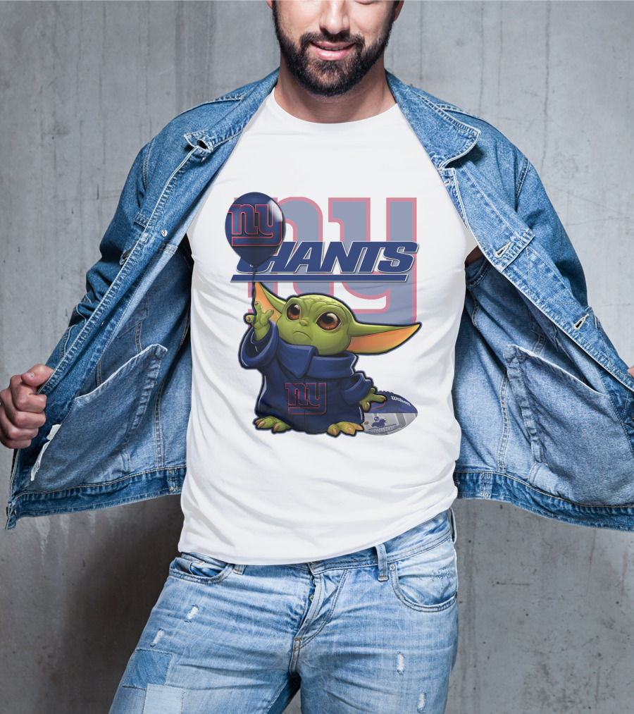 Yoda Giants Football Balloon Power Play T-Shirt