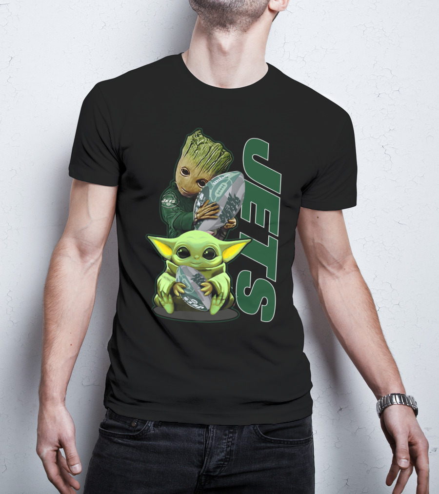 Grzd New York Jets Baby Groot And Baby Yoda With Football T-Shirt
