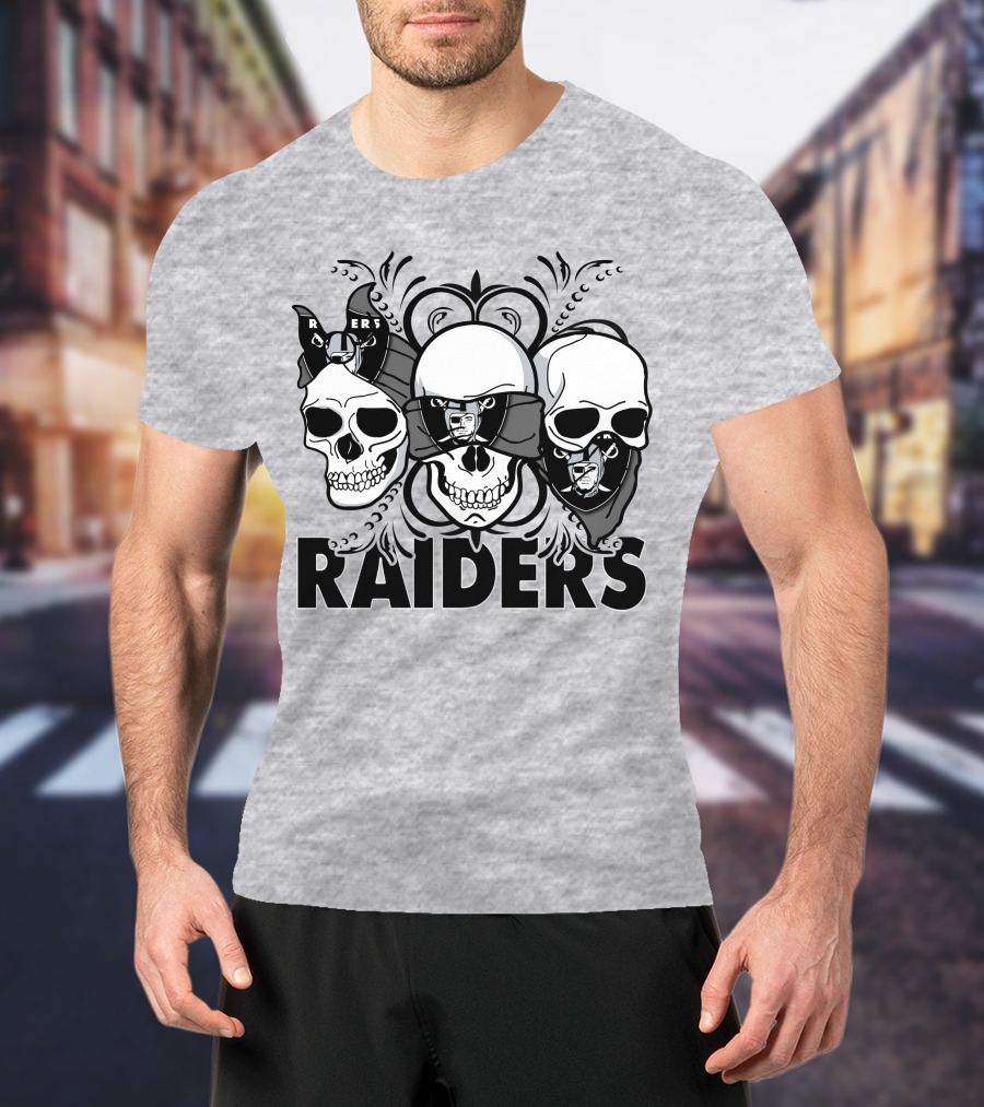 3 Skull Raiders T-Shirt