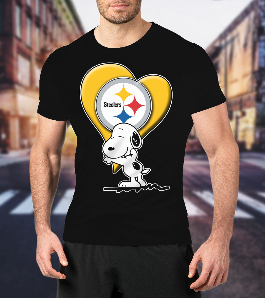 Snoopy Hugging Heart Steelers Logo Pittsburgh Steelers Fan Gear T-Shirt