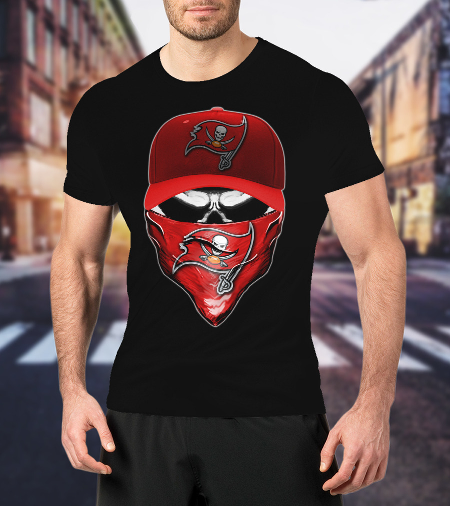 Tampa Bay Buccaneers Skull V6 Hat And Bandana T-Shirt