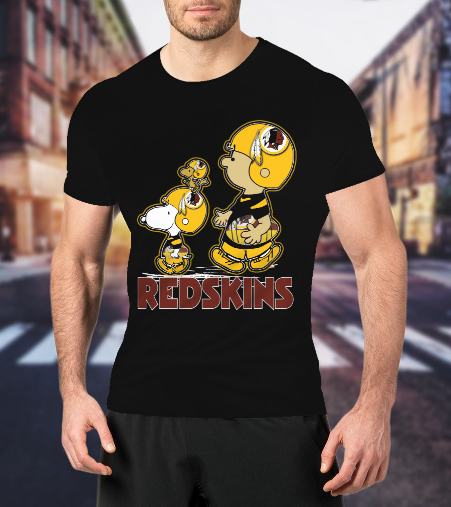 Snpfootball Redskins Peanuts Characters In Football Helmets T-Shirt
