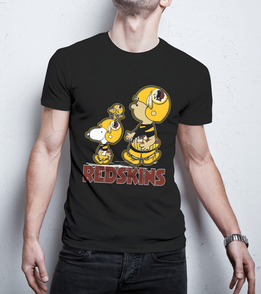 Snpfootball Redskins Peanuts Characters In Football Helmets T-Shirt