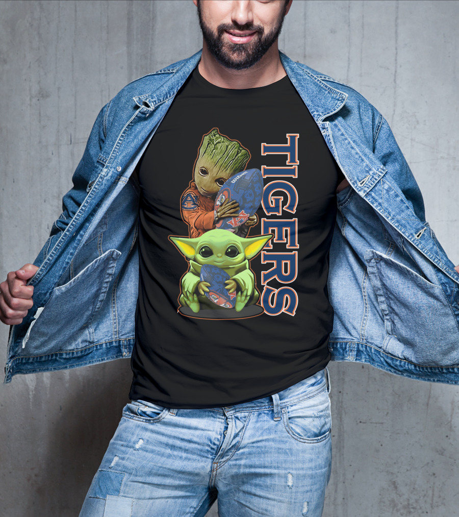 Grzd Auburn Tigers Baby Yoda And Groot Football T-Shirt