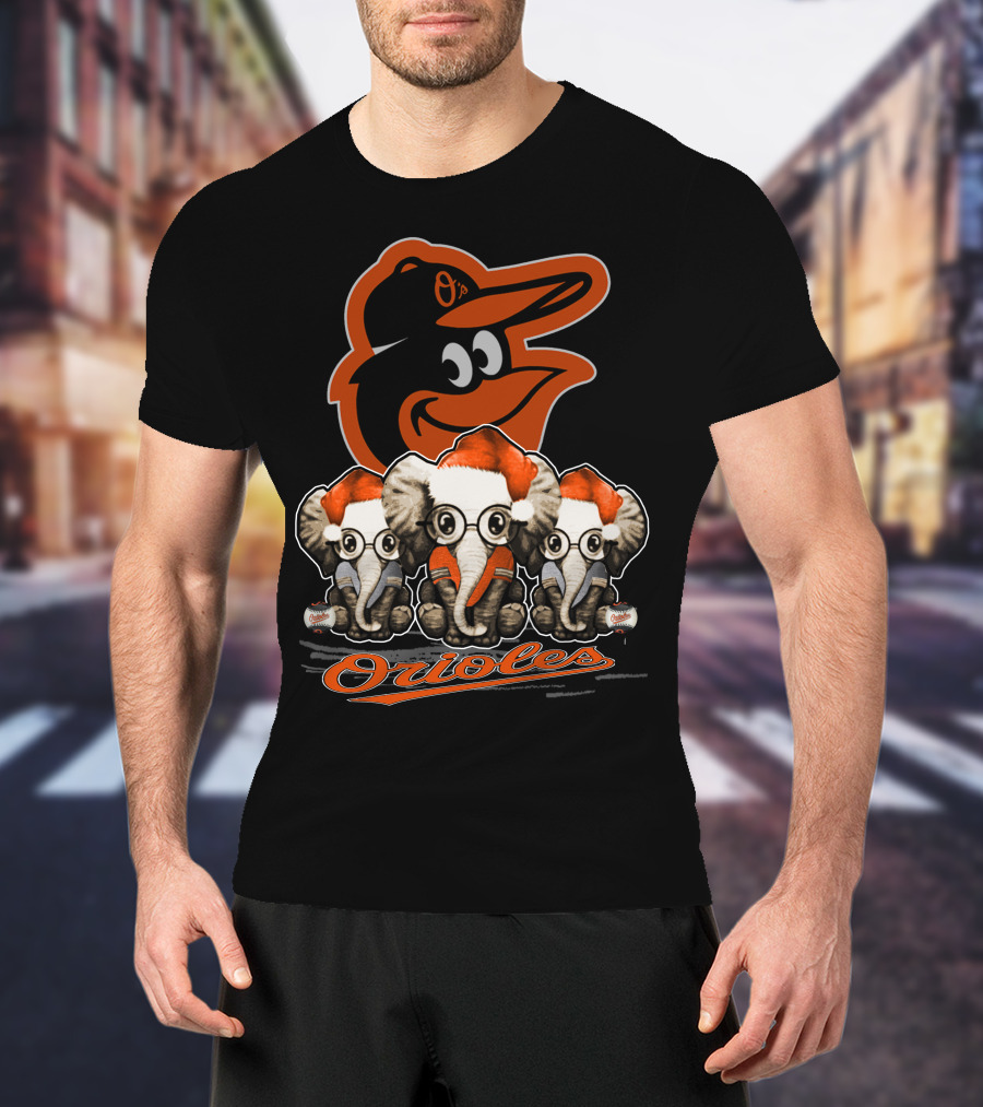 Elephan Xmas Orioles Santa Hat Baltimore Orioles T-Shirt