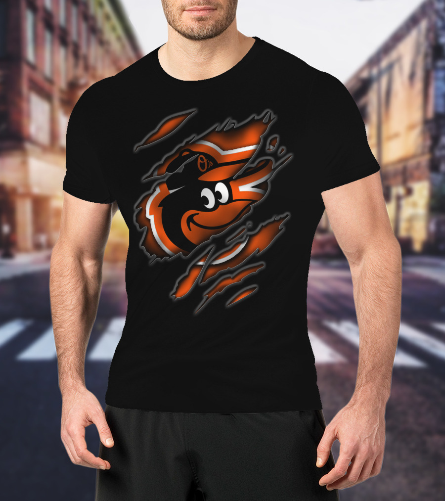 Torn Baltimore Orioles Cartoon Bird T-Shirt