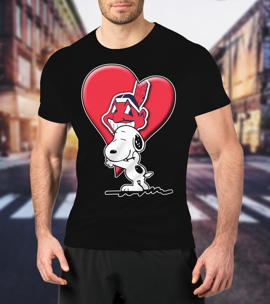 Snoopy Hugging Cleveland Indians Logo Heart T-Shirt