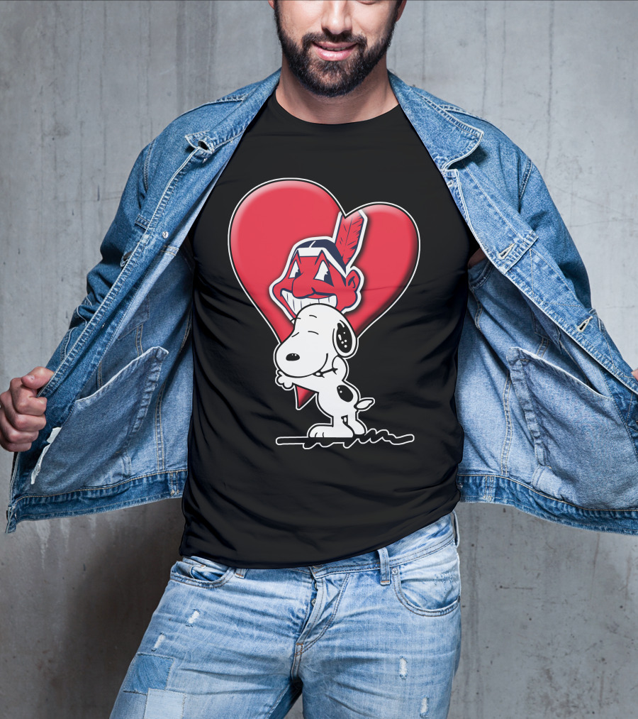 Snoopy Hugging Cleveland Indians Logo Heart T-Shirt