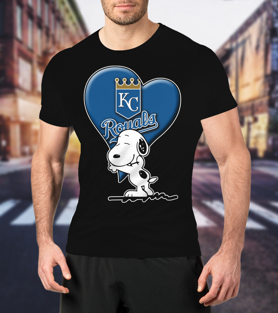Snoopy Hugging Heart Kc Royals T-Shirt