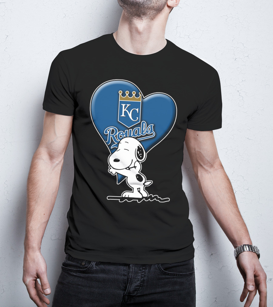 Snoopy Hugging Heart Kc Royals T-Shirt