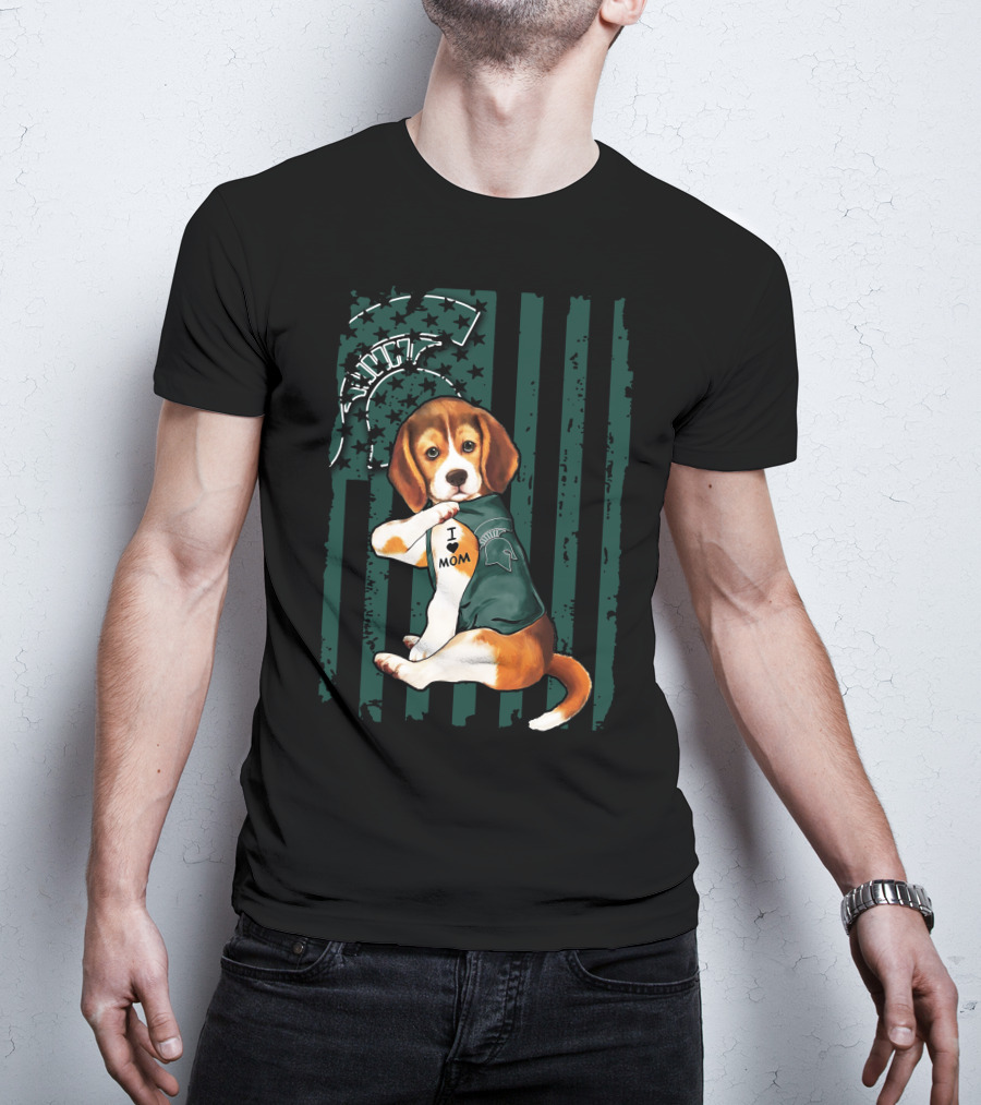 Beagle I Love Mom Michigan State Spartans Fan Support With Mascot And Helmet T-Shirt