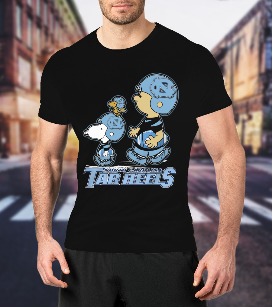 North Carolina Tar Heels Snoopy And Woodstock Football Team Fans T-Shirt