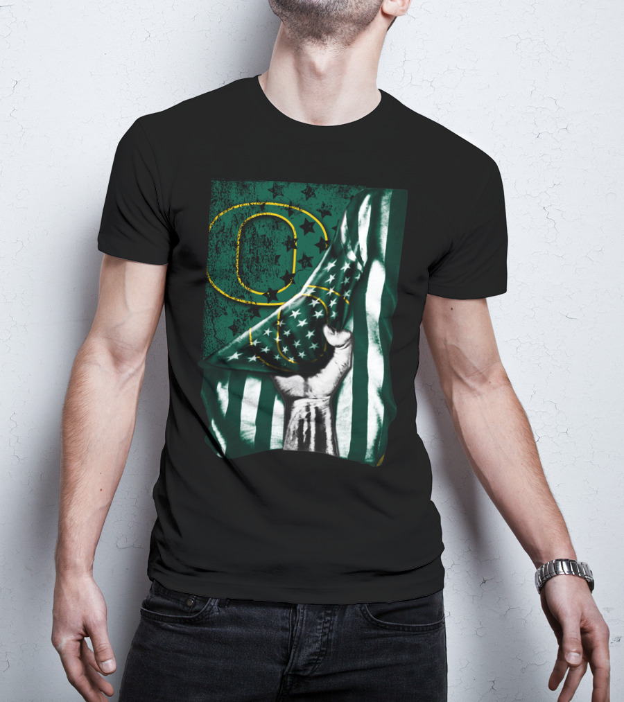Oregon Ducks American Flag Fist And Stars T-Shirt