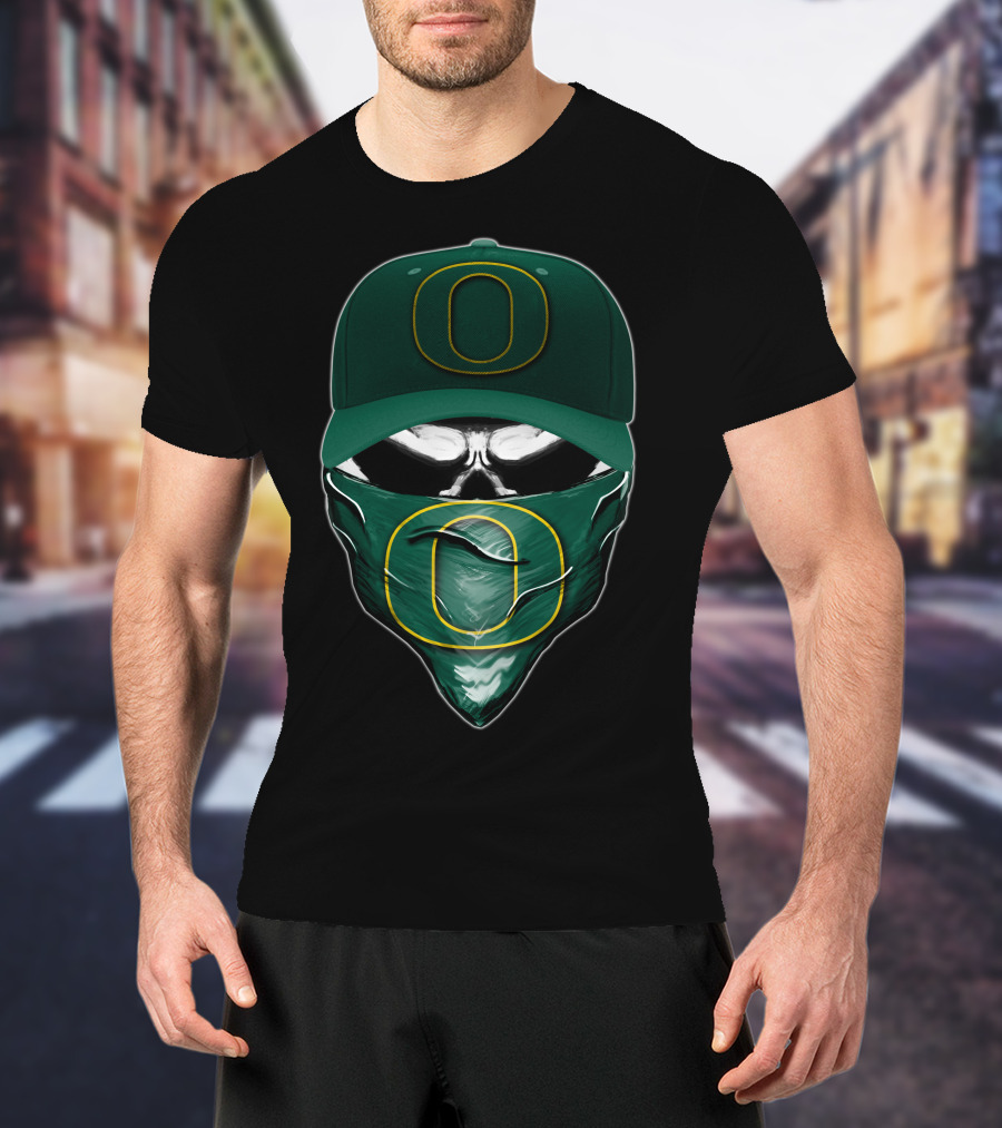 Skull Oregon Ducks Hat And Bandana T-Shirt