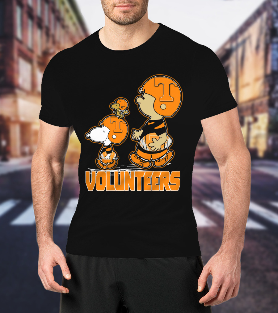 Snpfootball Tennessee Volunteers Peanuts Characters With Helmets T-Shirt