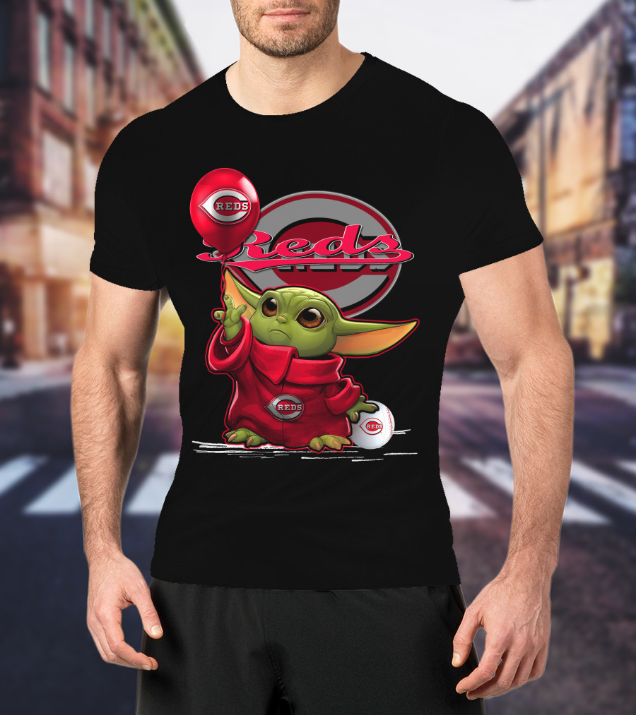 Yoda Cincinnati Reds Red Balloon And Baseball T-Shirt