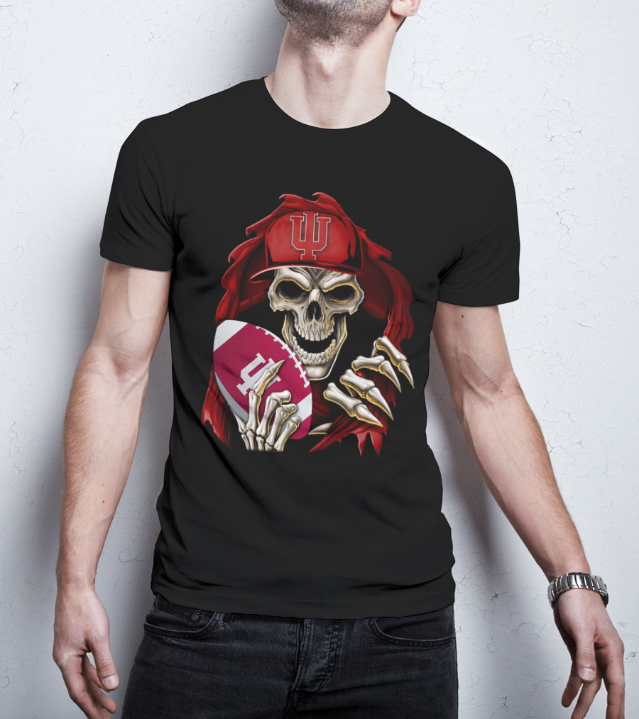 Indiana Hoosiers Skull Holding Football T-Shirt