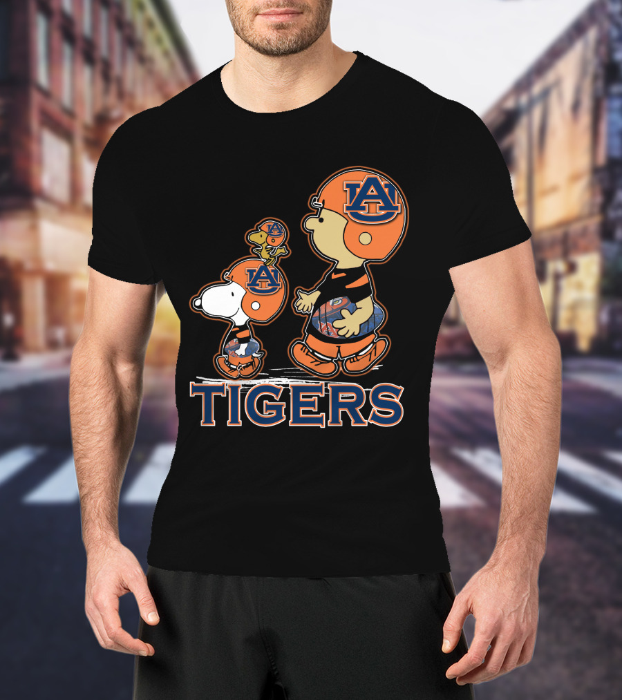 Auburn Tigers Snoopy Football Characters T-Shirt