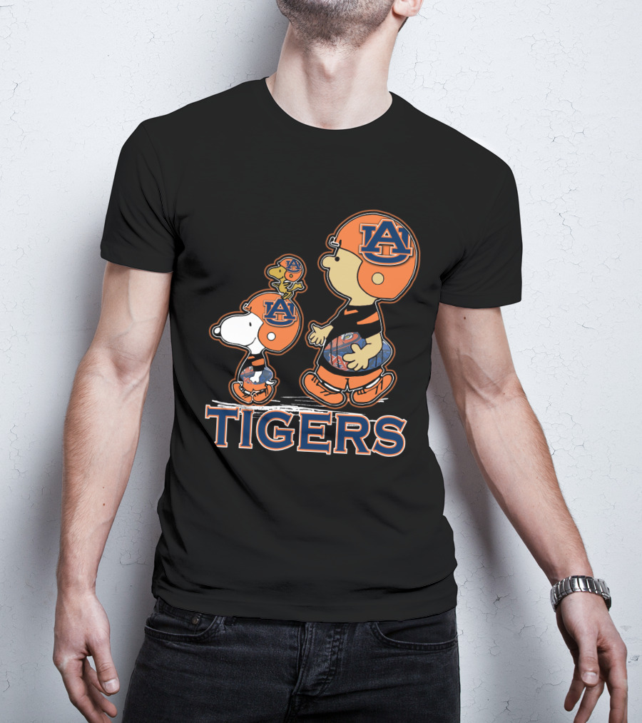 Auburn Tigers Snoopy Football Characters T-Shirt