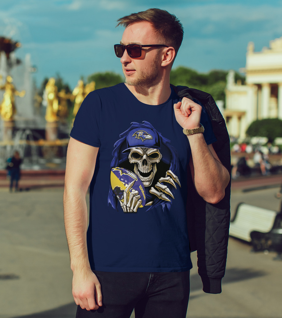 Skullbong Baltimore Ravens Skeleton With Football And Cap T-Shirt
