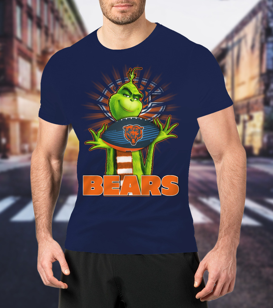 Grinch Holding Chicago Bears Football BEARS T-Shirt